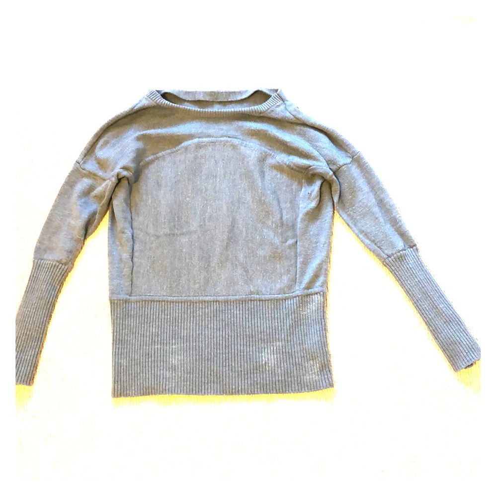 Lulu lemon gray sweater